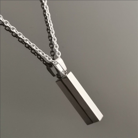 New Stainless Steel LOVE ❤️ Bar Necklace - Picture 3 of 4